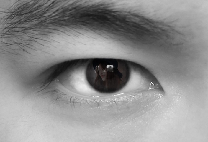 眼睛效果，眼中人像效果教程_www.xiutujiang.com